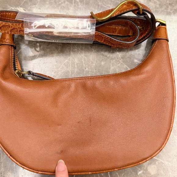Women’s Brown Leather Shoulder Bag - Picture 3 of 11